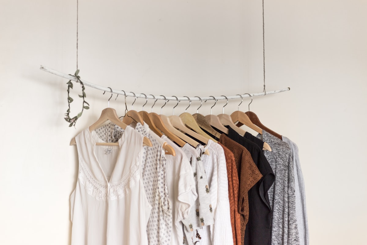 Knitwear Payment Terms Explained: T/T, L/C, Deposits and How to Protect Your Order