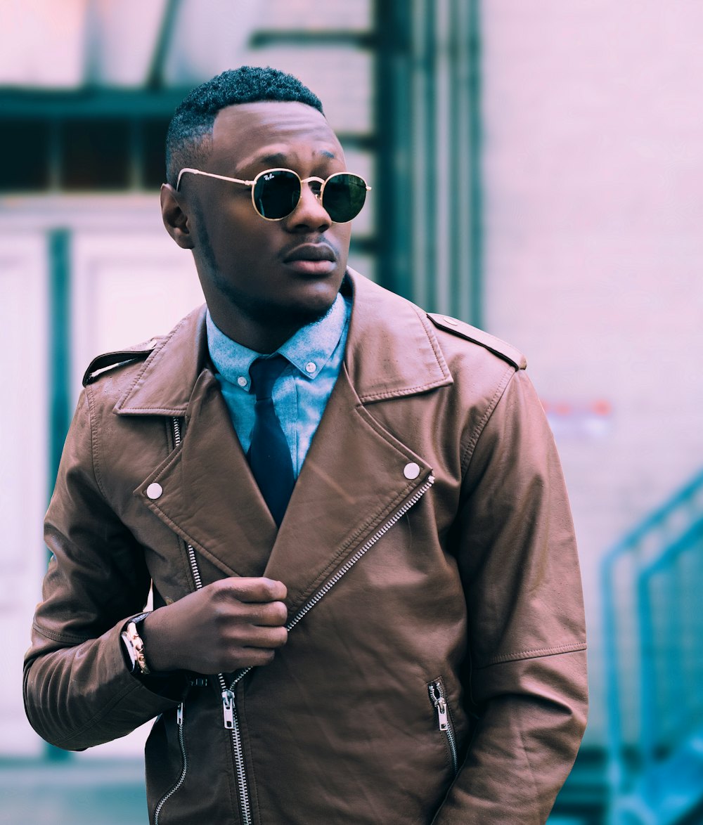Building a Knitwear Colour Range: How to Choose Colours That Sell Through